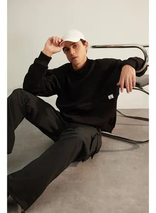 Limited Edition Black Men's Oversized/Wide-Cut Stand-Up Collar Loose fit Sweatshirt with Label Fleece Inside. 