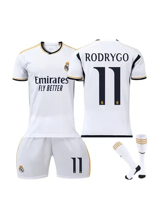 New Breathable And Sweat Wicking Football Jersey 