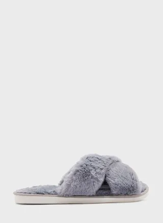 Crossover Fluffy Bedroom Slipper