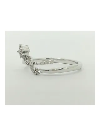 18 Karat White Gold With 0.08 Ct Diamond Fashion Ring 