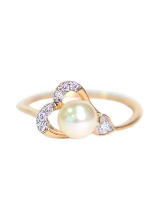 18 Karat Gold Diamond Ring 