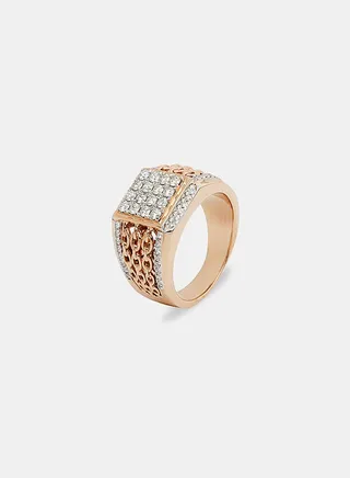 18Kt Rose Gold Ring Studded with Natural Diamonds 