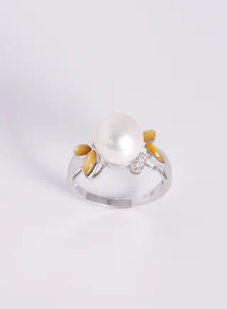 Ring, Freshwater Pearls, A Quality, White Color, 10.0-9.5MM, 18KW, 4D 0.03CT 