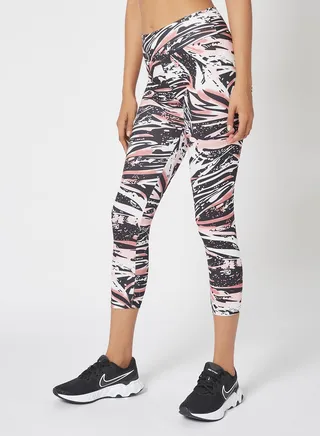 Women's Mid Rise Sports Training Workout Cropped Length Stretch Leggings With Elastic Waist And All Over Print Multicolour 