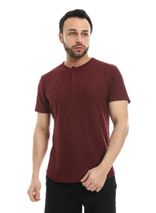 Mens T- Shirt With Half Sleeves And Round Neck 