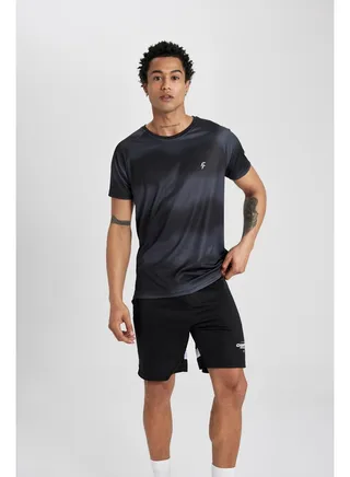 Man Slim Fit Crew Neck Short Sleeve Knitted T-Shirt 