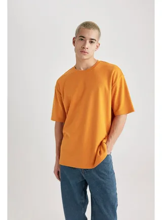 Man Oversize Fit Crew Neck Short Sleeve Knitted T-Shirt 