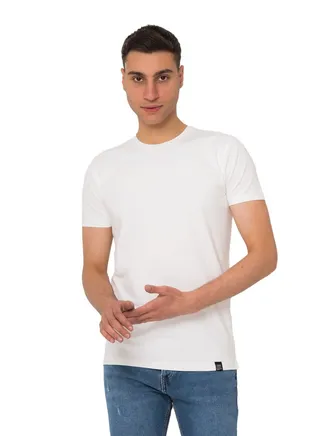 Basic Slim Fit T-Shirt 