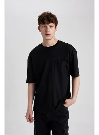 Man Oversize Fit Crew Neck Short Sleeve Knitted T-Shirt 
