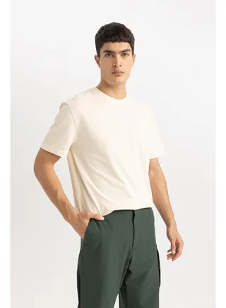 Man New Regular Fit Crew Neck Short Sleeve Knitted T-Shirt 