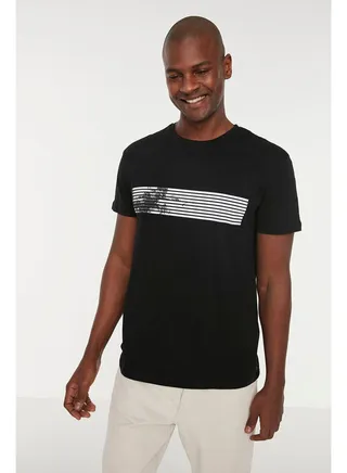Man T-Shirt Black 