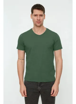 Man T-Shirt Green 
