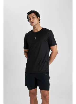 Man Slim Fit Crew Neck Short Sleeve Knitted T-Shirt 