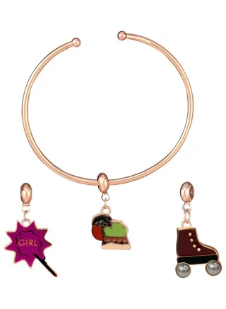 Alissa Bangle With 3 Pendant Girl Shoe Design 