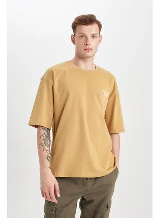 Man Loose Fit Crew Neck Short Sleeve Knitted T-Shirt 