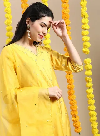 All Over Embroidered Kurta & Pocket Detail Pant with Dupatta Set 