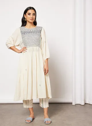 Embroidered Kurta and Pants Set Ivory 