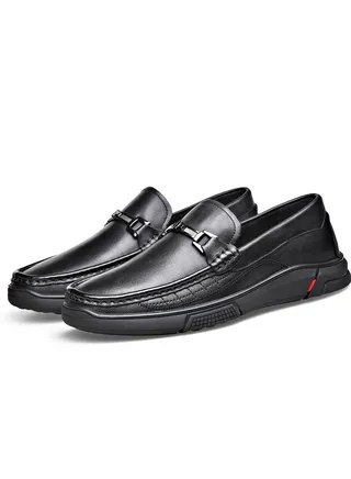 Versatile Retro Casual Leather Shoes 