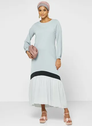 Color block Pleat Detail Dress 