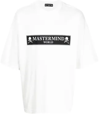 boxed logo-print skull T-shirt