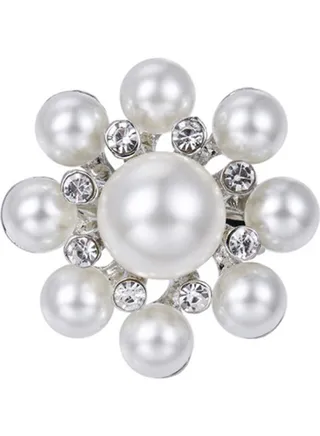 Fashionable Flower Shaped Brooch 