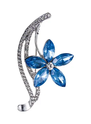 Rhinestone Flower Shaped Exquisite Brooch 