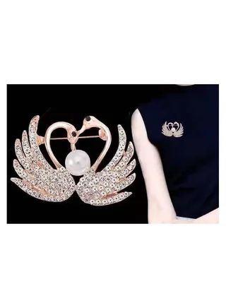 Minimalist And Versatile Brooch 