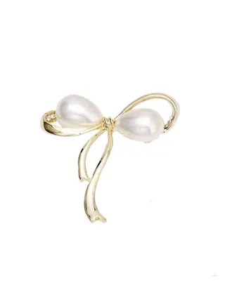 Minimalist And Versatile Brooch 