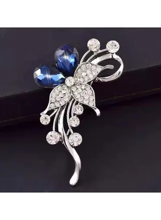 Minimalist And Versatile Brooch 
