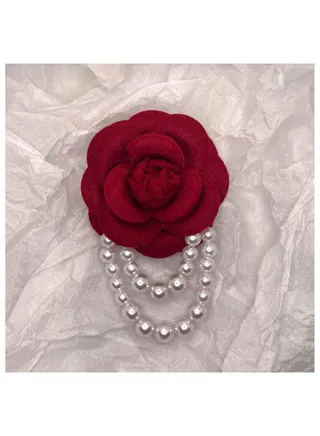 Minimalist And Versatile Brooch 