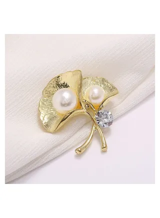 Minimalist And Versatile Brooch 