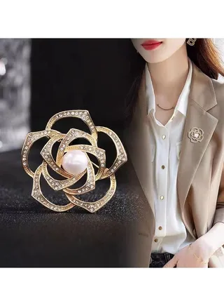 Minimalist And Versatile Brooch 
