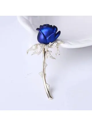 Minimalist And Versatile Brooch 