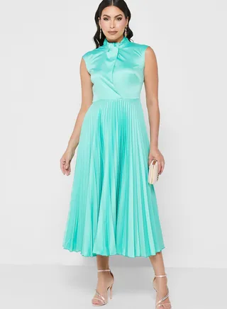 Twisted Neck Plisse Dress 