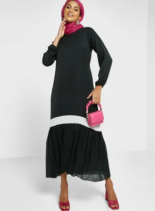 Color block Pleat Detail Dress 