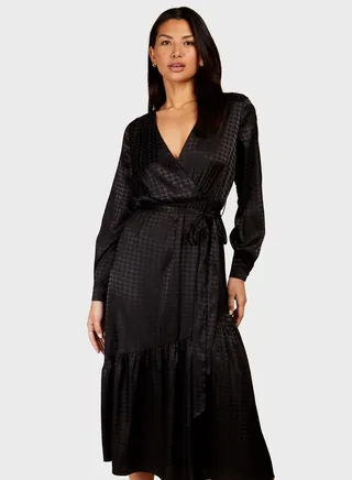 V-Neck Tiered Dress 