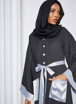 Colourblock Detail Abaya Black 