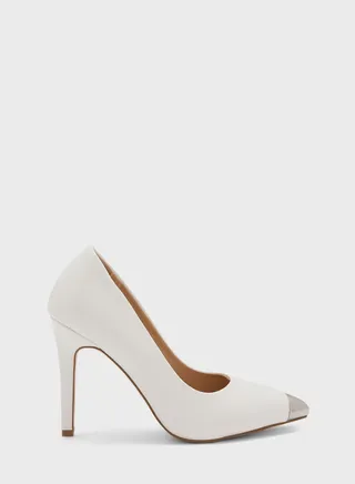 Croc Effect Pump With Toecap