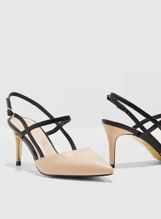 Pointed Toe Court Shoe With Contrast Straps