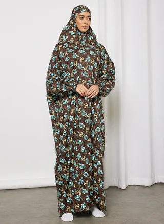 Praying Dress With Floral Prints And With Attached Veil 