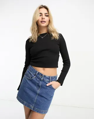 Bershka long sleeve baby tee in black