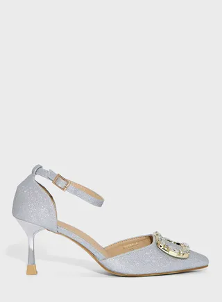 Pointed-Toe Pumps With Crystal Buckle