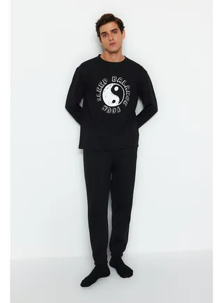 Men's Black Regular Fit Printed Knitted Pajamas Set 