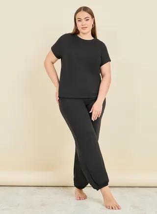 Round Neck Short Sleeves Top and Jogger Set 