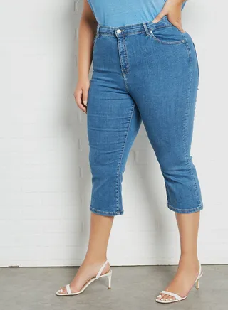 Plus Size Mid Rise Crop Jeans Blue 