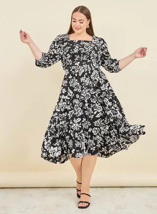 Plus Floral Print Gathered Detail A-Line Midi Dress 