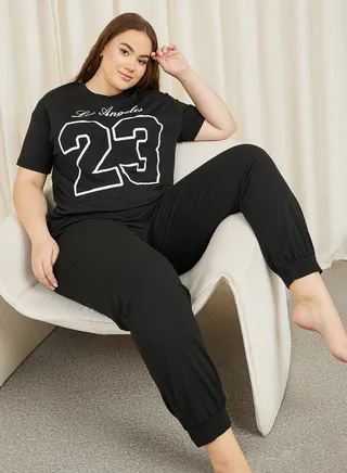 Plus LA 23 Graphic T-Shirt & Pyjama Set 