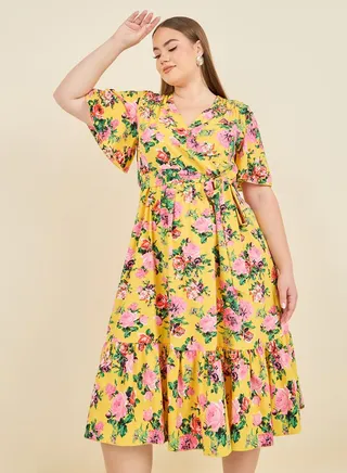 Floral Print A-Line Midi Dress with Self Tie Up 