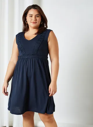 Curve Lace Detail Dress Navy Blazer 