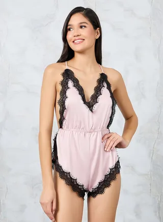 Contrast Eyelash Lace Side Slit Solid Teddy 